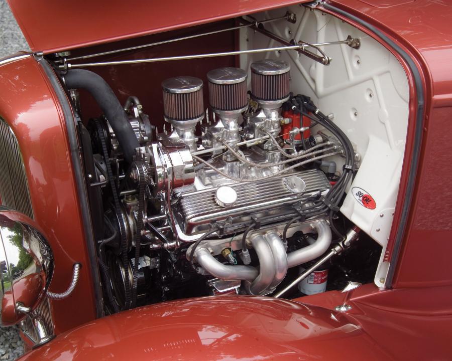  Ford Tudor Custom Sedan 1932 года  (фото 5 из 7)
